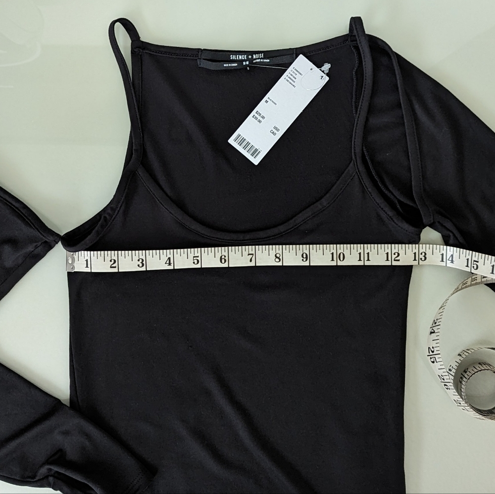 Silence+ Noise Dawn Asymmetrical Cold-Shoulder Top - Picture 5 of 9